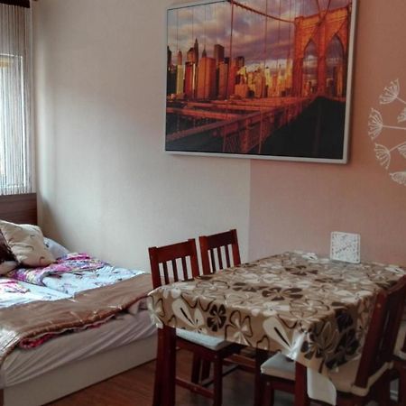 Sunshine Apartman Apartment ชิโอฟก ภายนอก รูปภาพ
