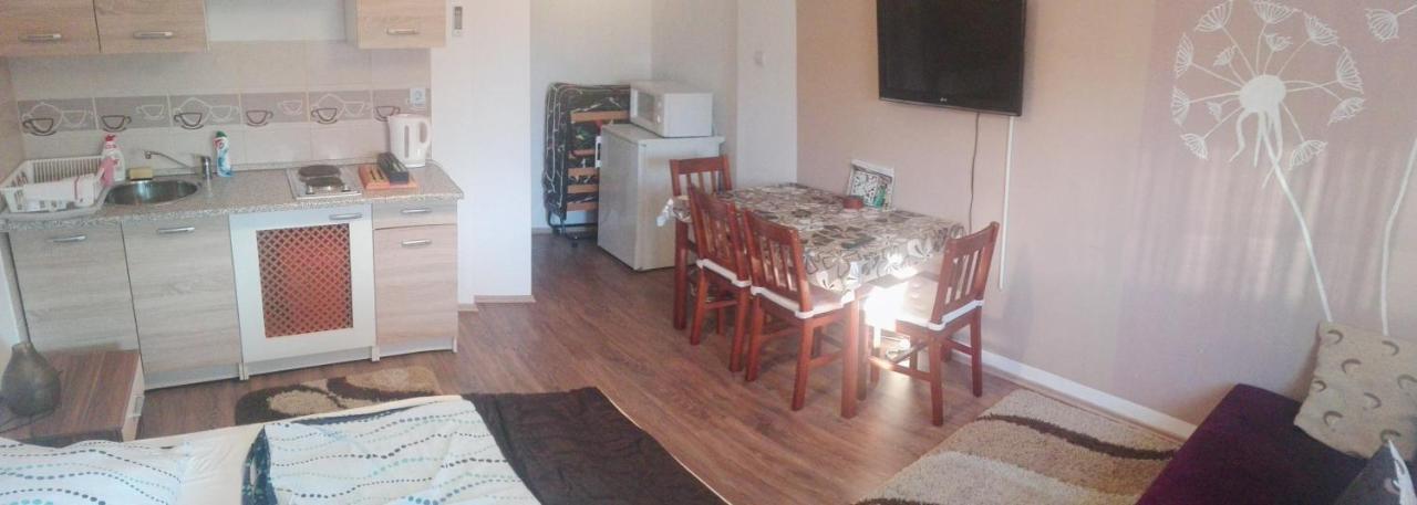 Sunshine Apartman Apartment ชิโอฟก ภายนอก รูปภาพ